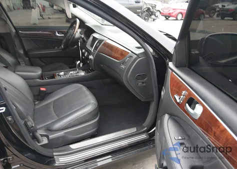 2013 Hyundai Equus Ultimate z USA, uszkodzony, nr VIN KMHGH4JH1DU071933